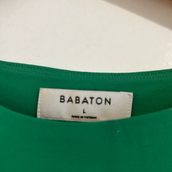 Aritzia Babaton cropped green contour crew t-shirt - Picture 2 of 2